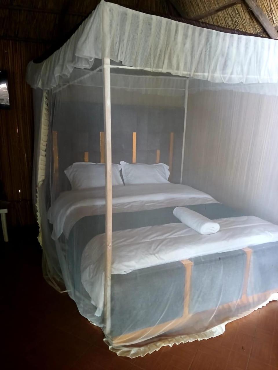 Ches Bay Resort Nangina Екстер'єр фото