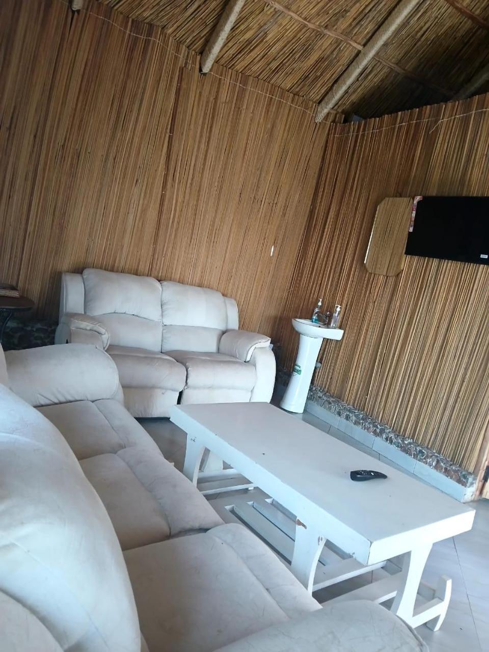 Ches Bay Resort Nangina Екстер'єр фото